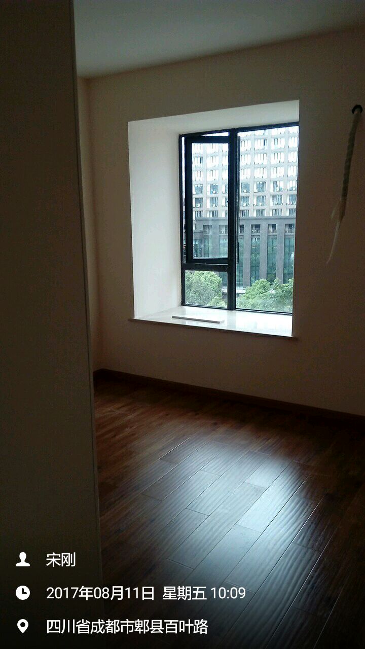 您好，欢迎来到鸿信装饰
