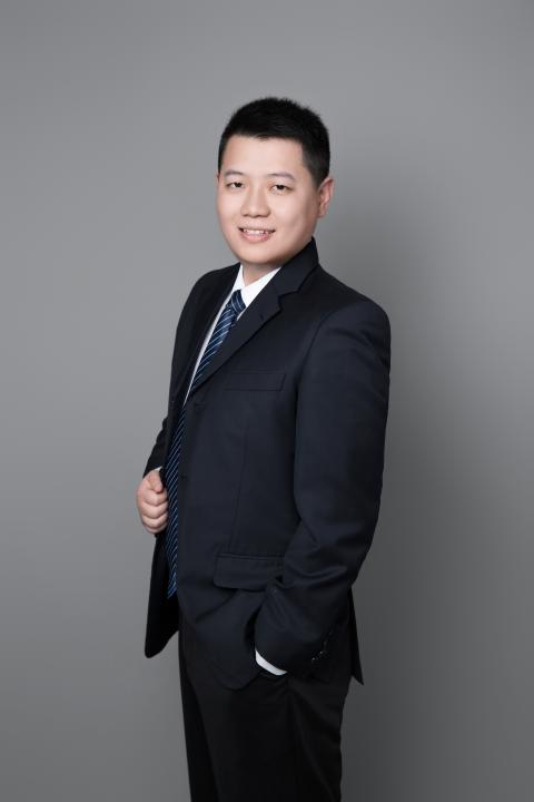 梅高美游戏app下载与皇家马德里续约